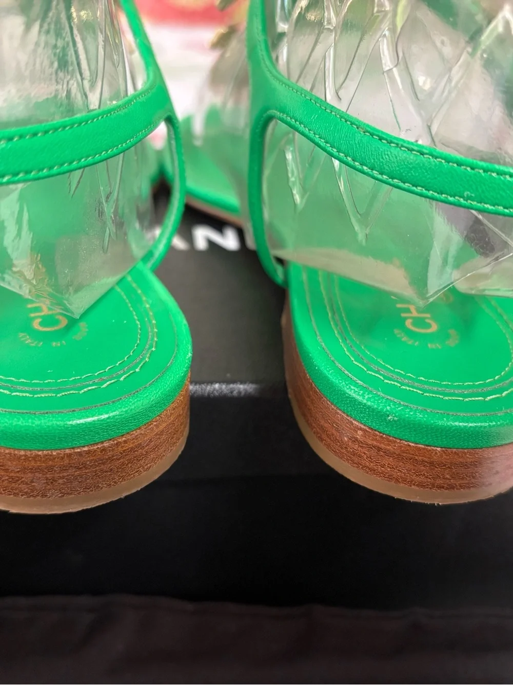 CHANEL-RARE- Green Leather T-Strap CC Sandals